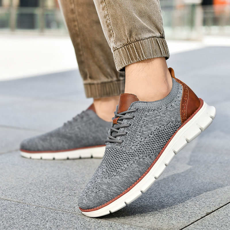 男性カジュアルシューズクラシック通気性ブローグフラットシュー - Men Shoes Classic のレビューと価格